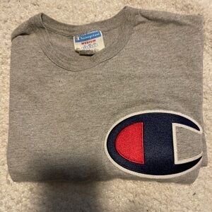Men’s T Shirt Champion Stitched Logo Sports Fashion Vintage Size medium